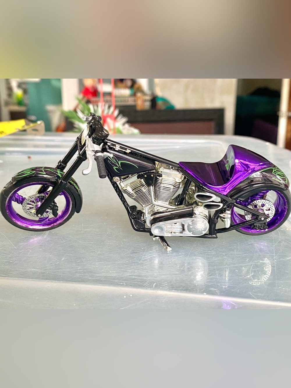 1:18 Muscle Machines Jesse James El Diablo II diecast motorcycle West Coast Chop